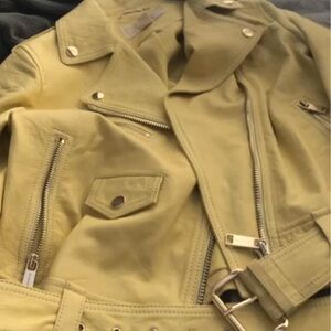 Women's Yellow Jacket